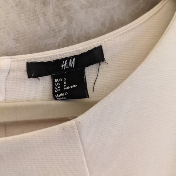 Black Dress - Picture 3 of 3